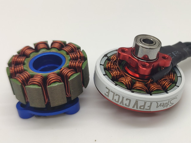 StandFPV 2203 bearing compared to a 2207