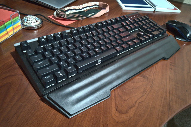 My Wife's Inexpensive Mechanical Keyboard