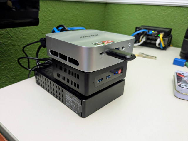 Installing Proxmox on my Acemagician M1 Ryzen 6800H Mini PC