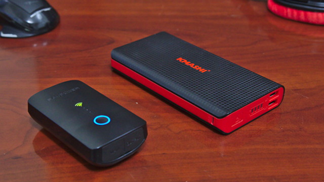 Kmashi and RAVPower USB Battery Packs